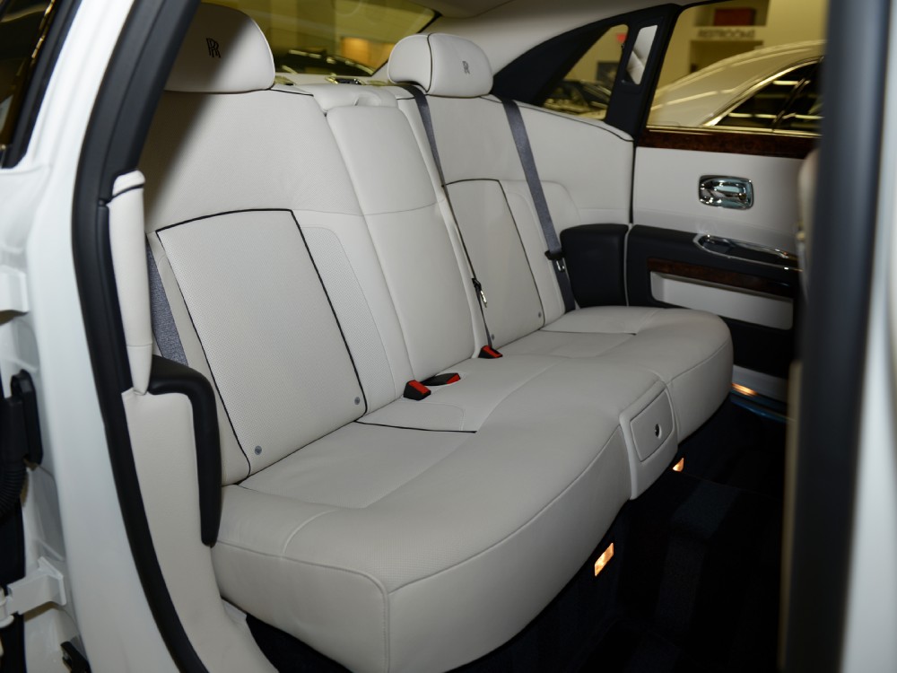 2014 Rolls-Royce Ghost Image 15