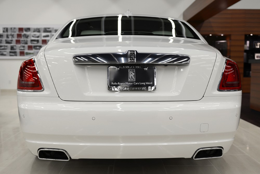 2014 Rolls-Royce Ghost Image 9