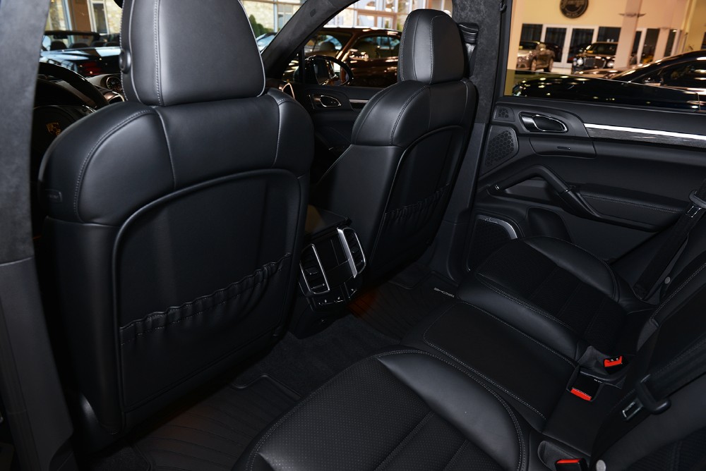 2014 Porsche Cayenne Image 11