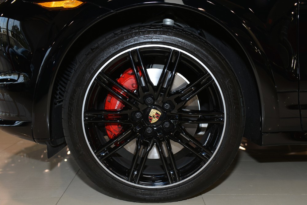 2014 Porsche Cayenne Image 4