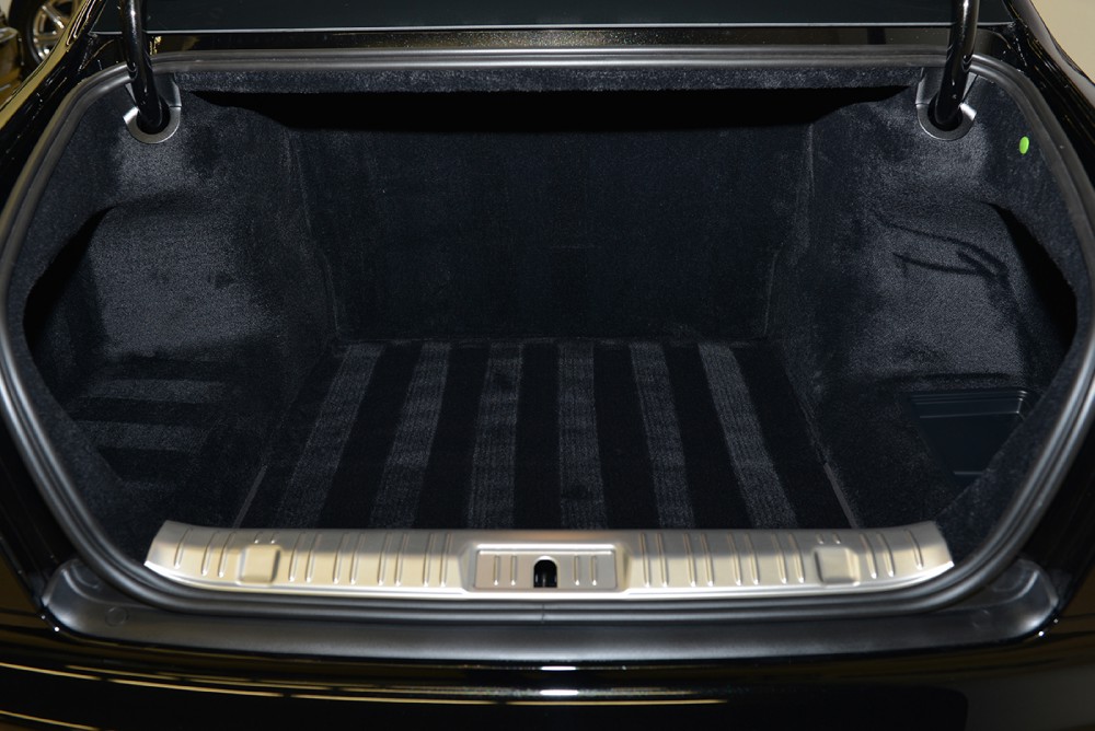 2014 Rolls-Royce Ghost Image 16