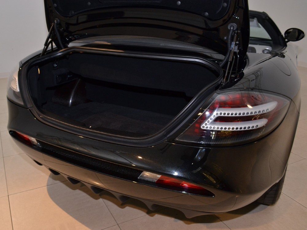 2009 Mercedes-Benz SLR-Class Image 23