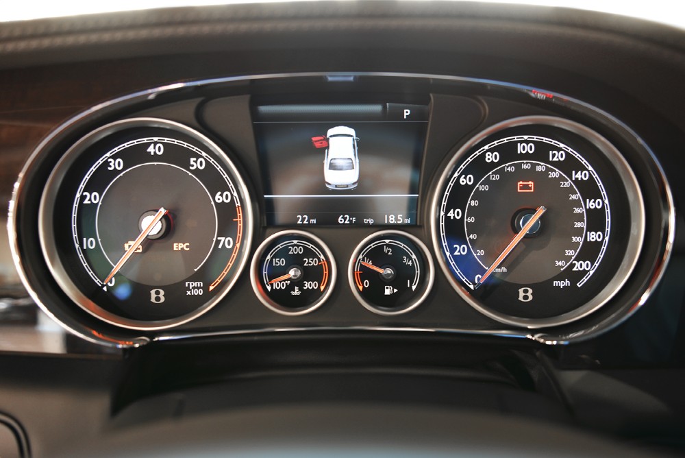 2014 Bentley Flying Spur Image 9