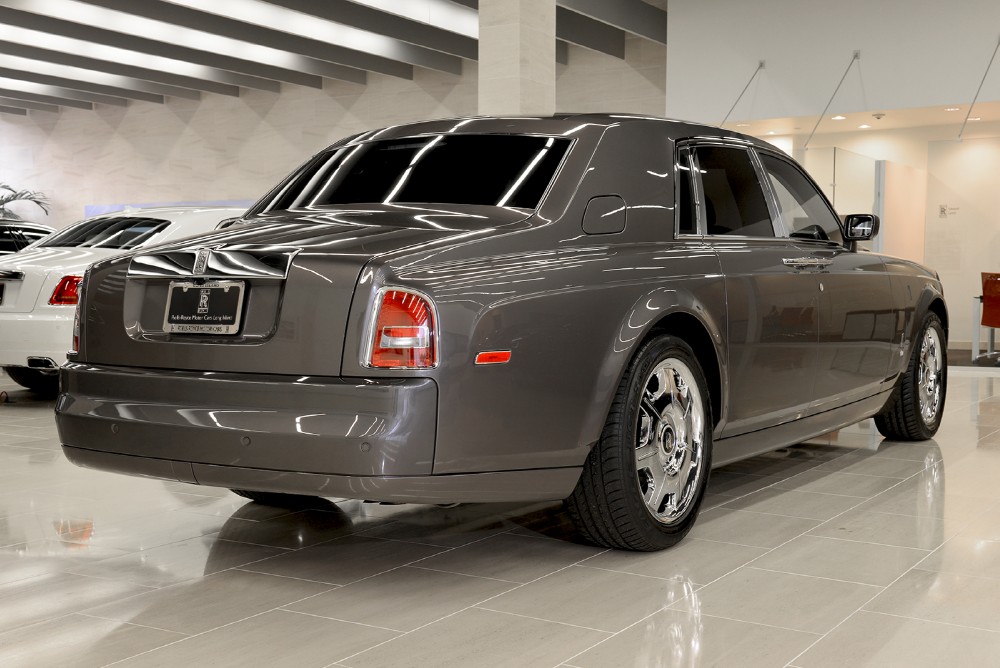 2006 Rolls-Royce Phantom Image 2