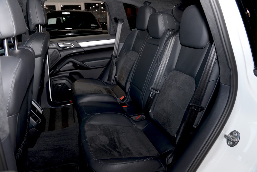 2013 Porsche Cayenne Image 12