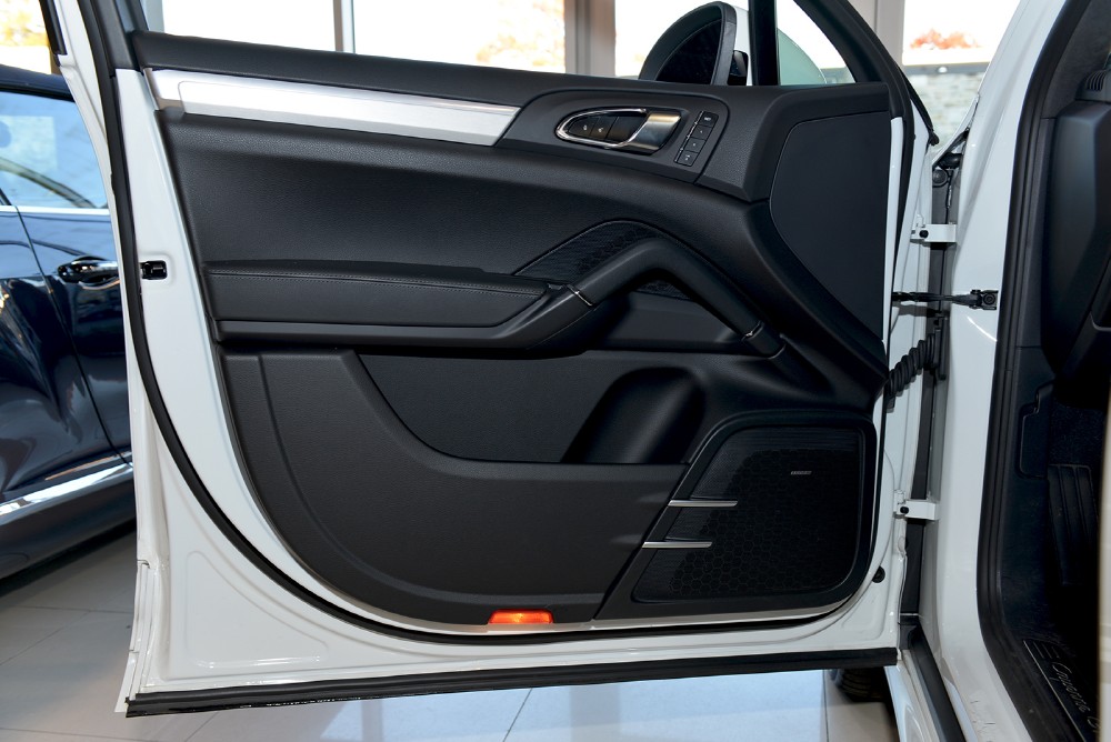 2013 Porsche Cayenne Image 14