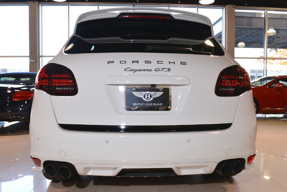 2013 Porsche Cayenne Image 8