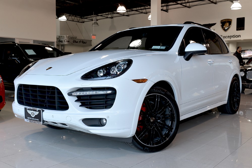 2013 Porsche Cayenne Image 1