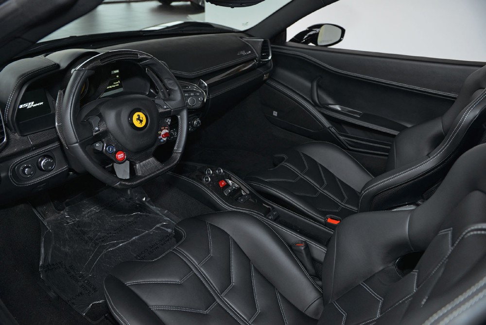 2013 Ferrari 458 Spider Image 3
