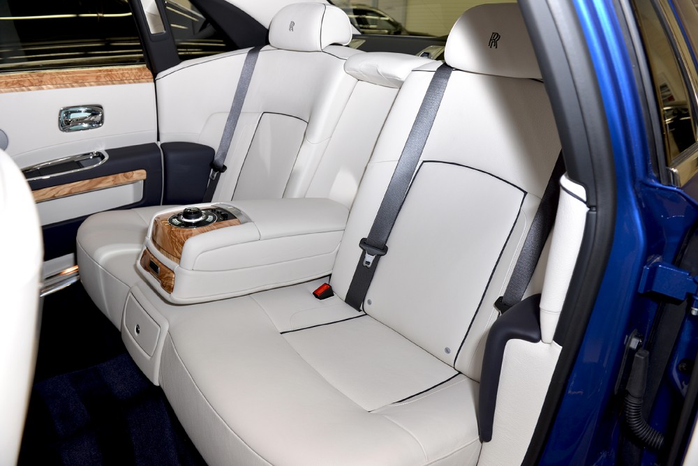 2013 Rolls-Royce Ghost Image 23