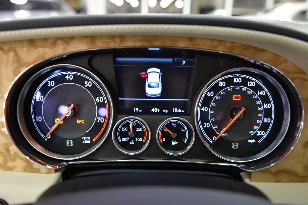 2014 Bentley Flying Spur Image 9