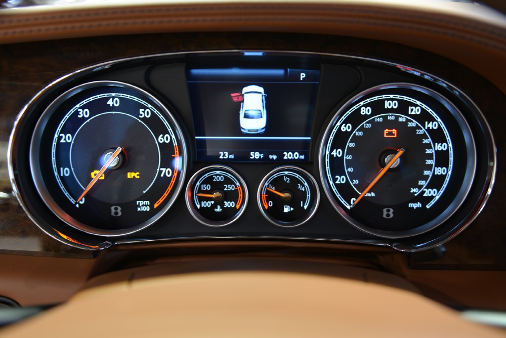 2014 Bentley Flying Spur Image 9