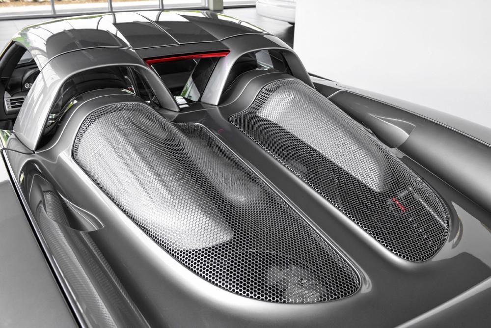 2005 Porsche Carrera GT Image 25