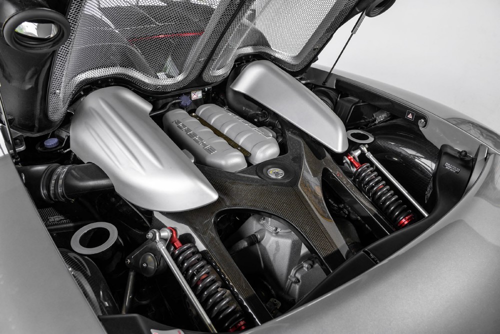 2005 Porsche Carrera GT Image 26
