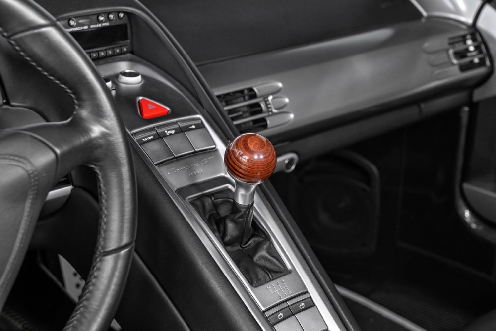 2005 Porsche Carrera GT Image 9