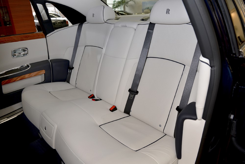 2014 Rolls-Royce Ghost Image 17