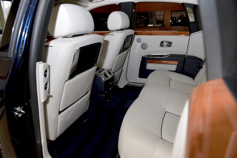 2014 Rolls-Royce Ghost Image 18