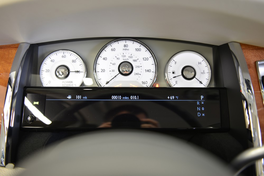 2014 Rolls-Royce Ghost Image 20