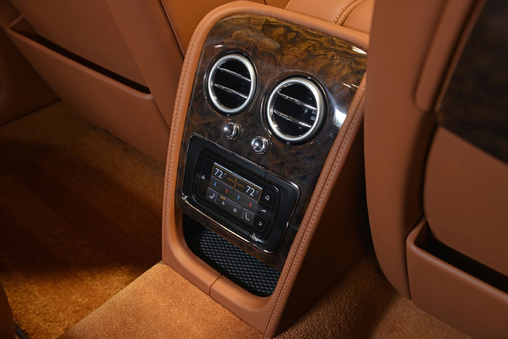 2014 Bentley Flying Spur Image 19