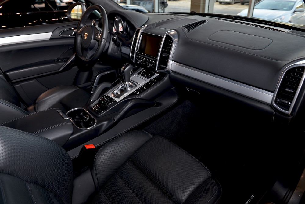 2012 Porsche Cayenne Image 10