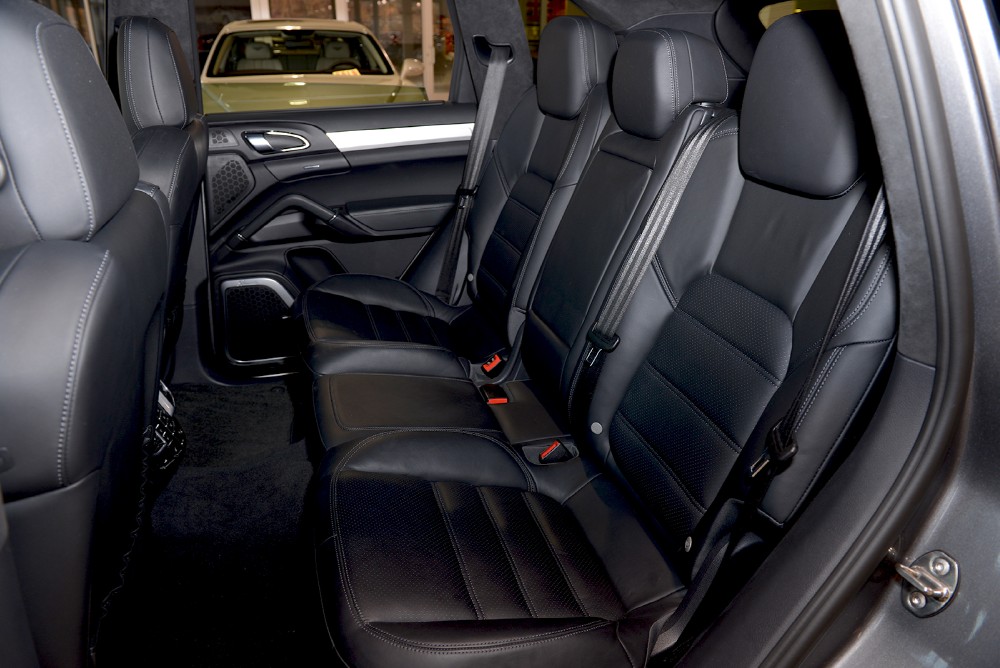 2012 Porsche Cayenne Image 11