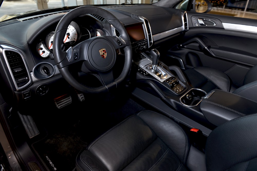 2012 Porsche Cayenne Image 3