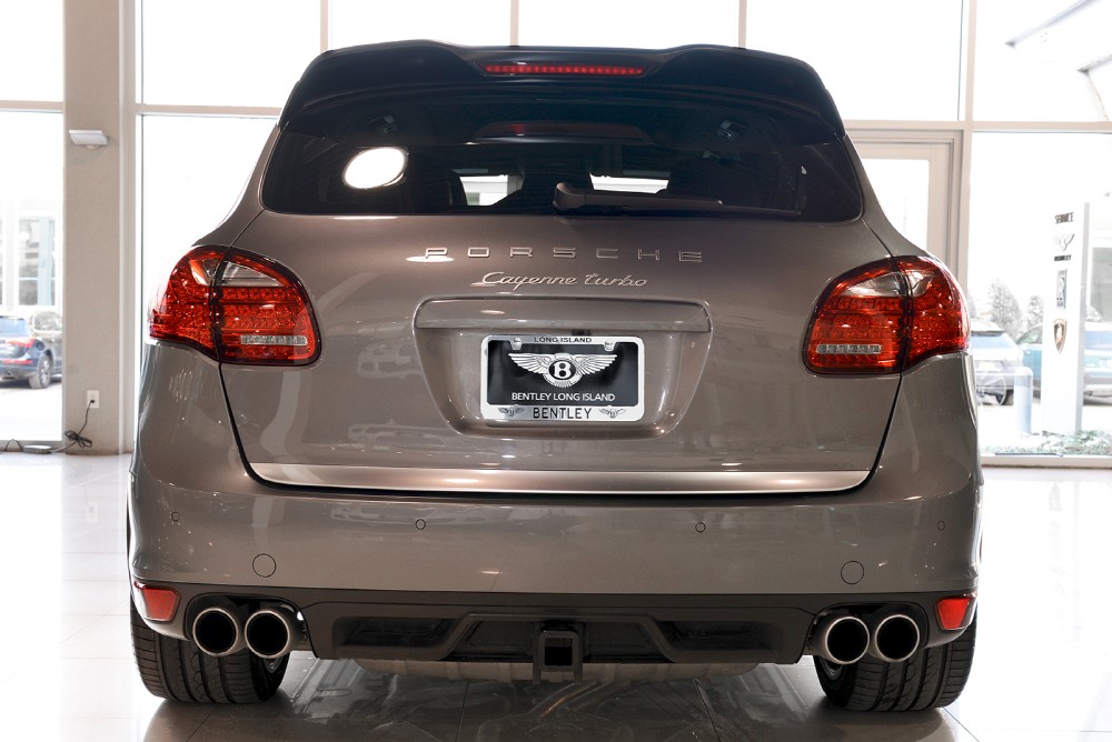 2012 Porsche Cayenne Image 8